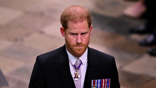 Prince Harry au couronnement de Charles III ce petit détour lourd de